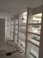 نجار .تجهيز محلات التجاريه ..وجميع اعمل الديكورات 15