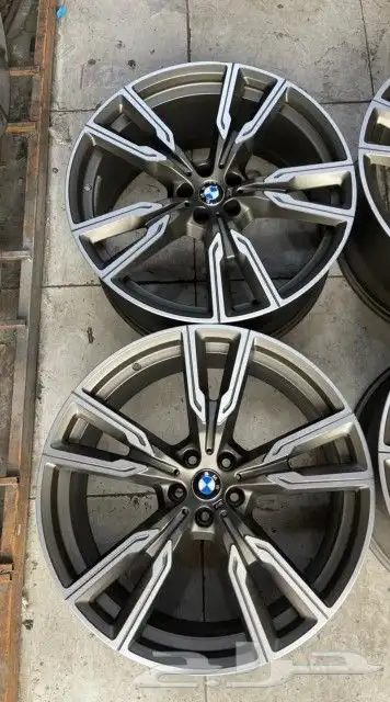 جنوط بي ام دبليو X6 مقاس 22 اصلي موديل 2021 3