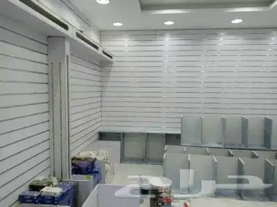 نجار .تجهيز محلات التجاريه ..وجميع اعمل الديكورات 11