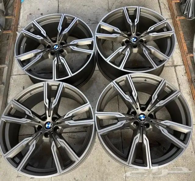 جنوط بي ام دبليو X6 مقاس 22 اصلي موديل 2021 5