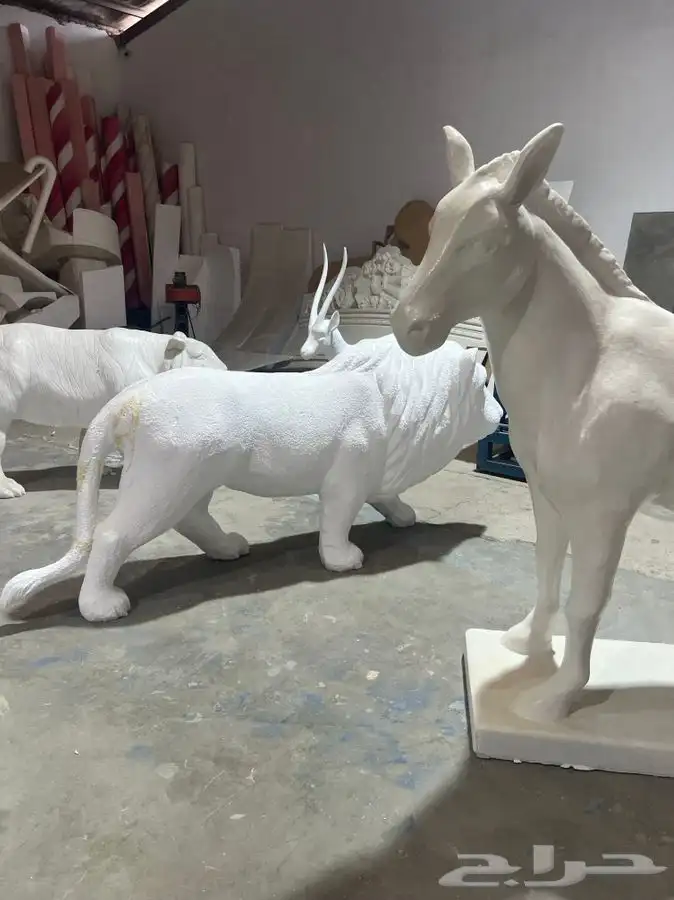 نحت مجسمات فلين ديكور فلين اعلانات نحات محترف 21