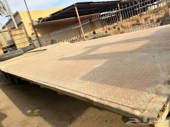 لوبد ثلاث محاور طول 12 متر 3