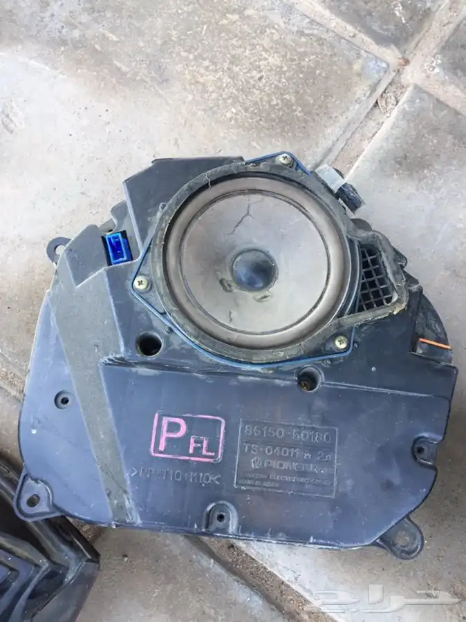 للبيع قطع لكزس 400 6