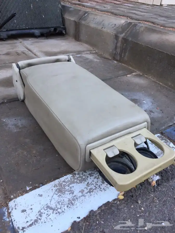 للبيع قطع لكزس 400 5