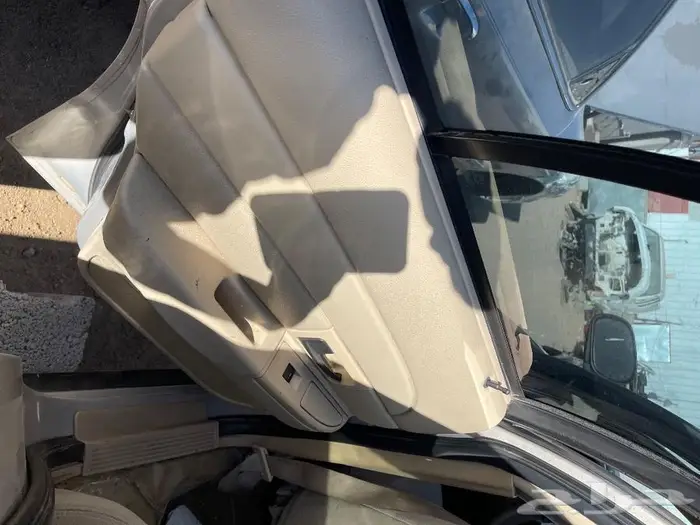 يتوفر لدينا قطع غيار فورد فكتوريا 2009 10