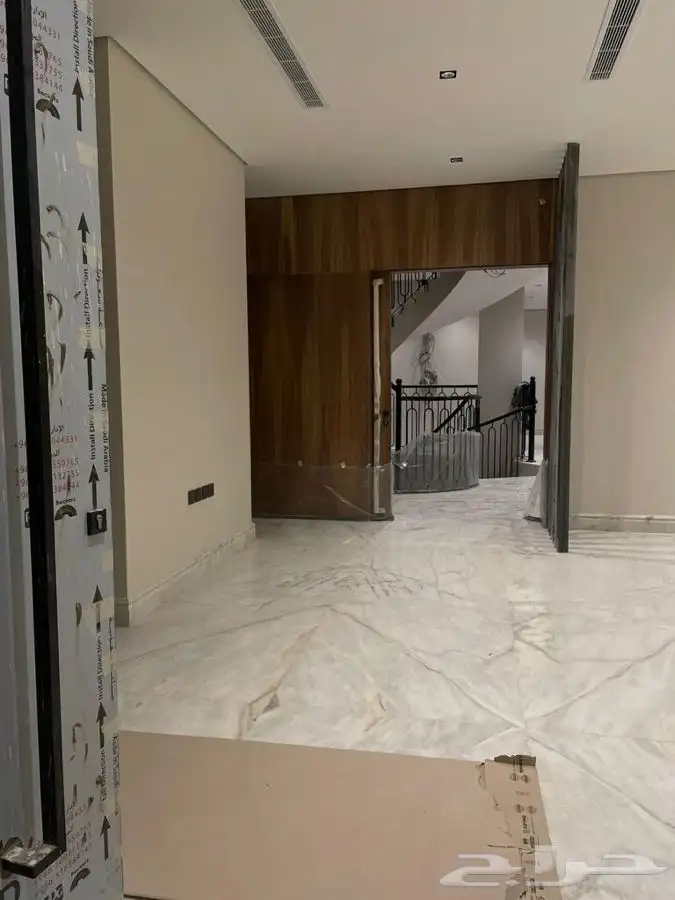فني كهربائي 7