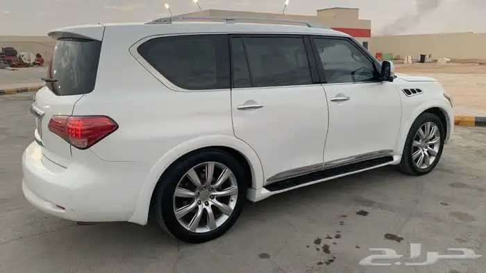 انفنتي QX56 2011 7