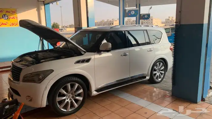 انفنتي QX56 2011 47