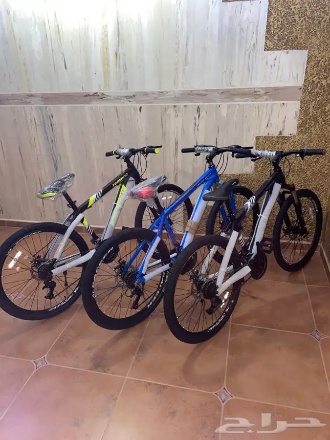 دراجات هوائيه(نوع هايبرد)كميه جديده(الدوادمي)اسعار تنافسيه 0
