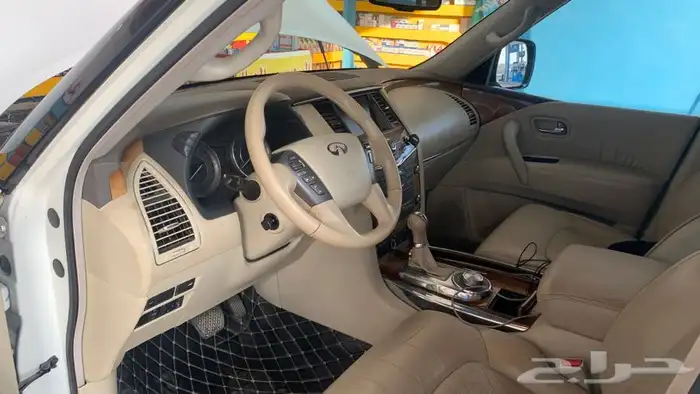 جيب انفنتي QX56 44