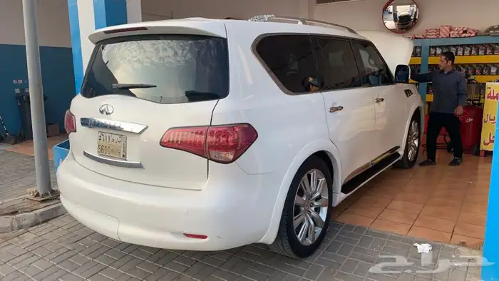جيب انفنتي QX56 24