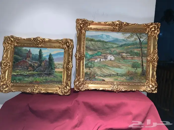 طقم لوحتان رسم تشكيلي أثريتان ببرواز ذهبي معتق 1