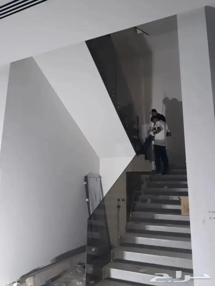 زجاج سكريت دربزين اسود وحميع الالوان 0
