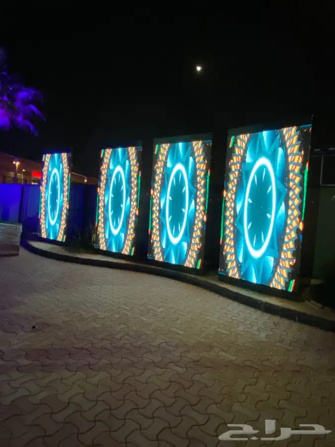بيع شاشات LED بلمتر 2