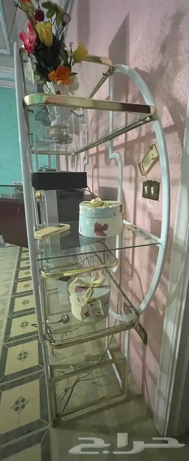 رفوف قزاز للتلفزيون أو للعرض 3