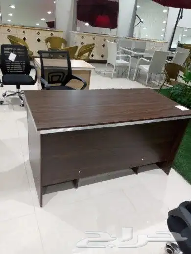 مكتب زجاج عروض 9