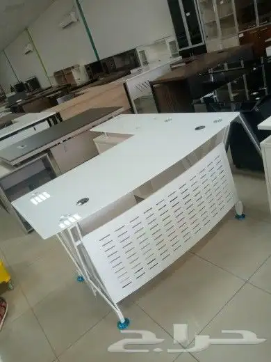 مكتب زجاج عروض 7