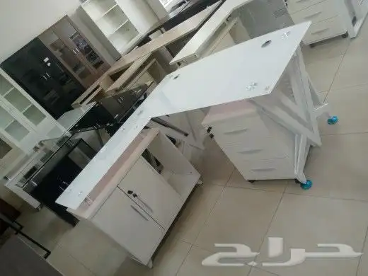 مكتب زجاج عروض 8