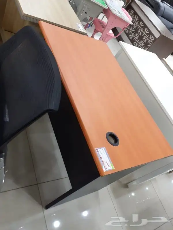 مكتب زجاج عروض 16