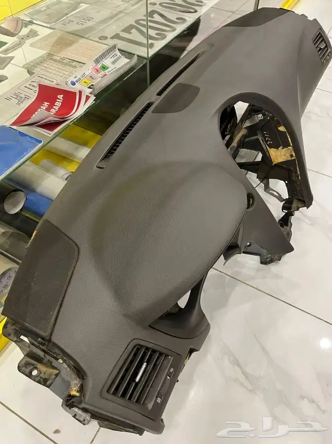 تنجيد طبلون لكزس2007 الى 12 6