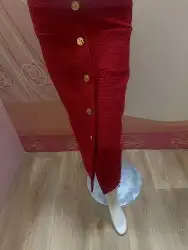 بلوزات وتنانير منوعه للبيع بالتقسيط 0