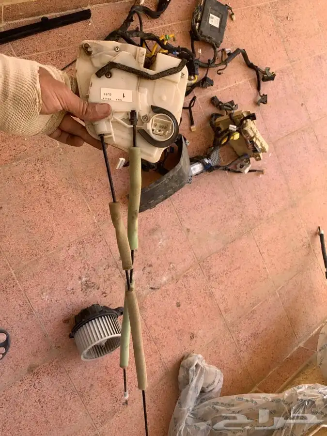 مسكات ابواب وغفل الابواب الداخلي مازدا 6 7