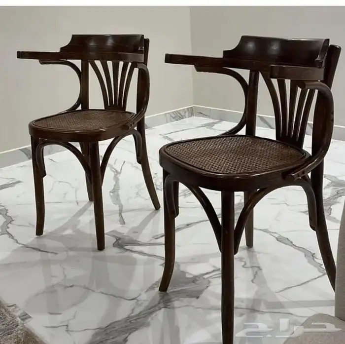 كراسي كافيه وطاولات وديكور 26