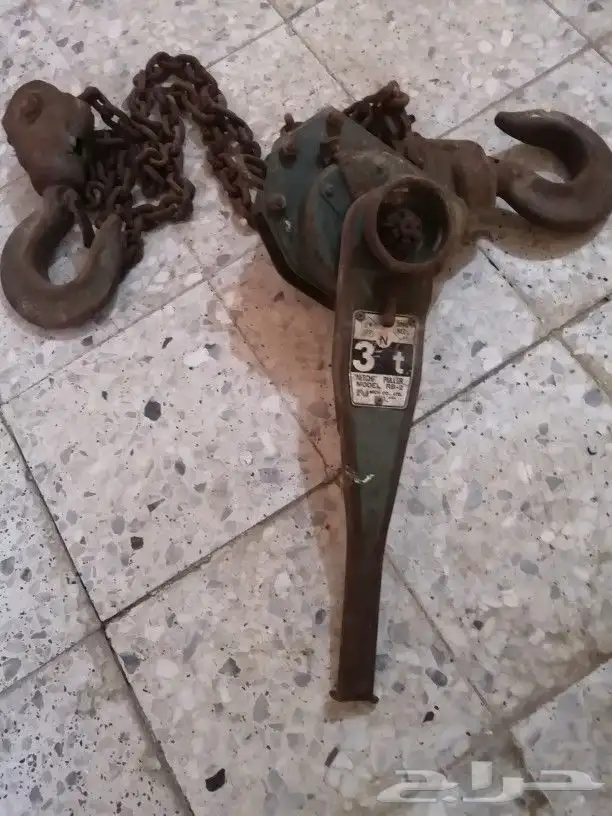 ونش تعليق ياباني 3 طن على السوم 2