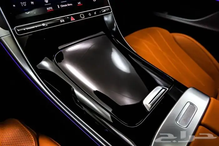 تم البيع مرسيدس C300 AMG 2022 بحالة الوكالة 24
