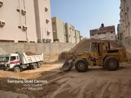 قلابات سكس شيولات بوكلينات بوبكات للايجار حفر 1