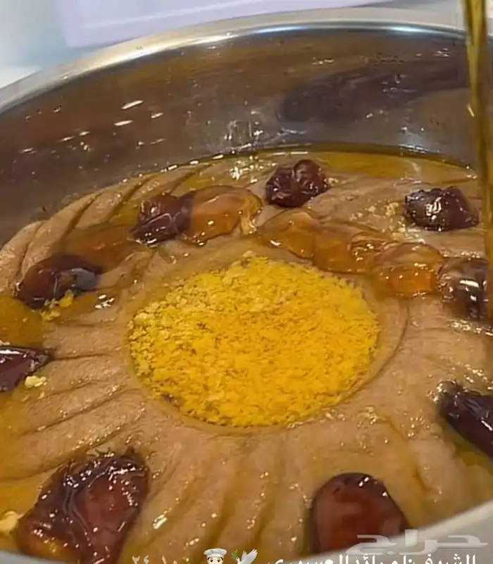 اكلات شعبيه جنوبيه عريكه خبز مفتوت مصابيب جريش قرصان حنيني 2