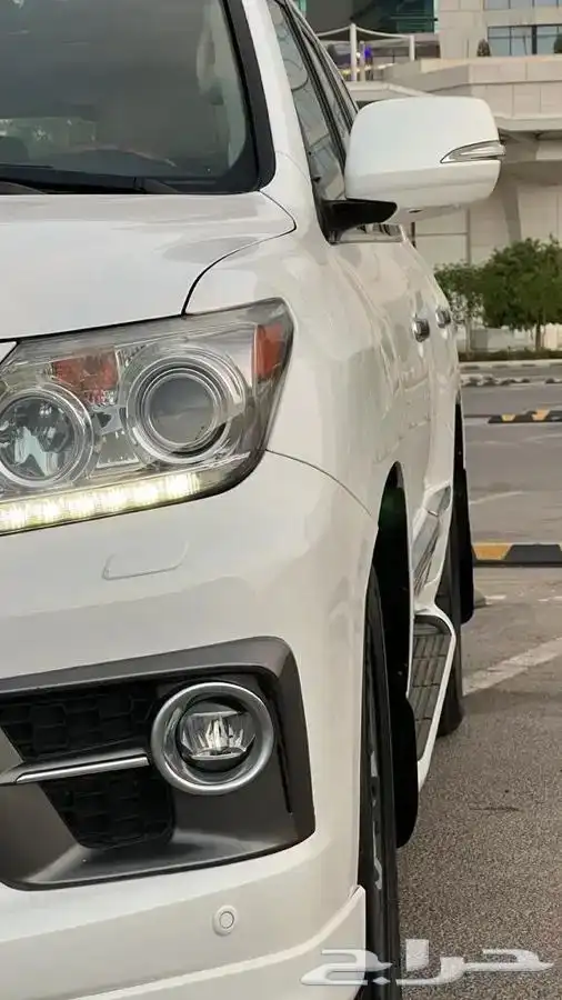 ( تم البيع ) جيب لكزس LX570 موديل 2013 نظيف جدا 1