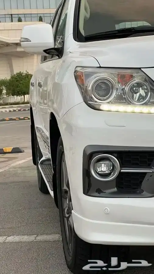 ( تم البيع ) جيب لكزس LX570 موديل 2013 نظيف جدا 12