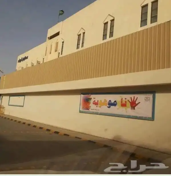 ساتر جدار  سواتر حديد شرائح  سواتر قماش  مضله جلسه  مضلات 11