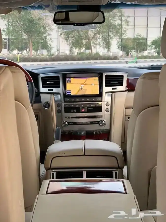 ( تم البيع ) جيب لكزس LX570 موديل 2013 نظيف جدا 41