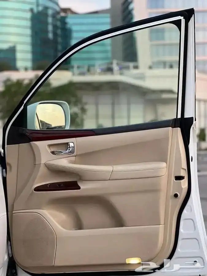 ( تم البيع ) جيب لكزس LX570 موديل 2013 نظيف جدا 35