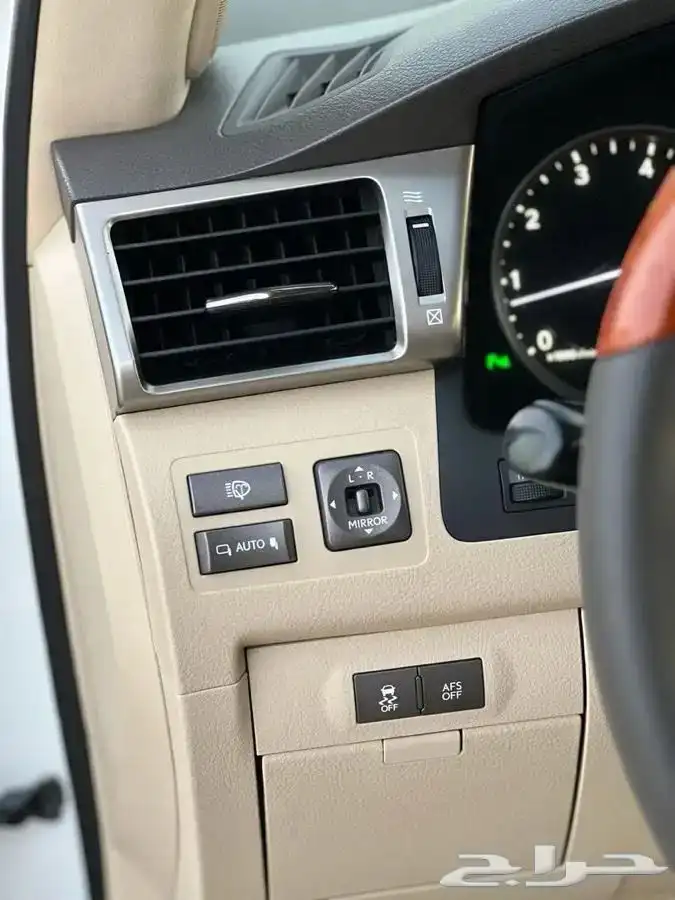 ( تم البيع ) جيب لكزس LX570 موديل 2013 نظيف جدا 18