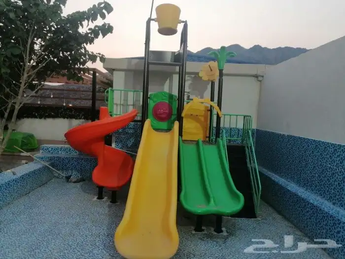 مؤسسه كوخ المرح للألعاب الأطفال 1