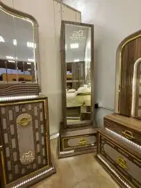 طاولات طعام وغرف نوم جديد بالكرتون 15