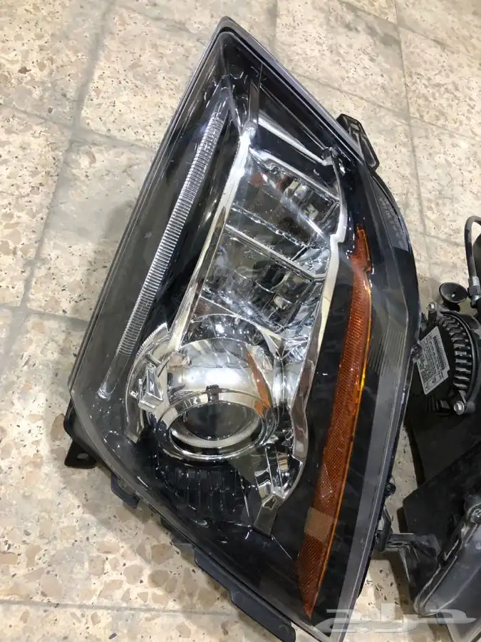 شمعه كاديلاك CTS V من 2008-2013 3