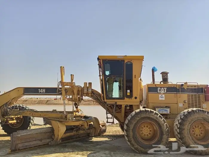 يوجد لدينا معدات للايجار جريدل G14 وجريدل H14 6