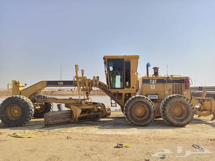 يوجد لدينا معدات للايجار جريدل G14 وجريدل H14 7