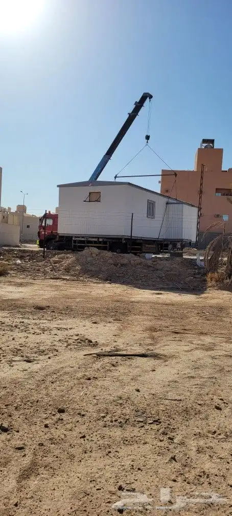 سطحه ونش بوم تراك نقل غرف جاهزه مولدات كهرباء 0