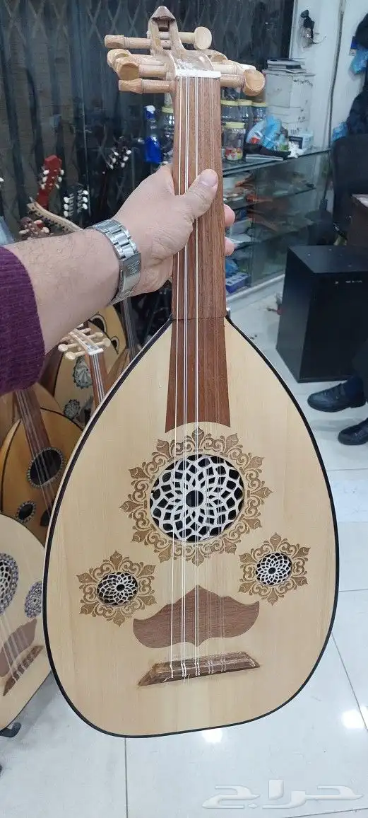 عود موسيقي تعليمي مصري شعبي درجه اولى آلات مو 3