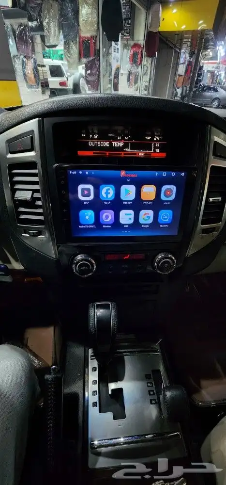 شاشة باجيرو بنظام الاندرويد والابل كاربلاي 5