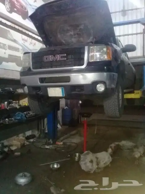 ورشة تبديل وتوضيب قيرات الاتوماتيك والمكائن 6