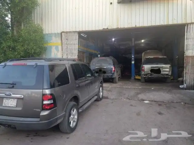 ورشة تبديل وتوضيب قيرات الاتوماتيك والمكائن 3