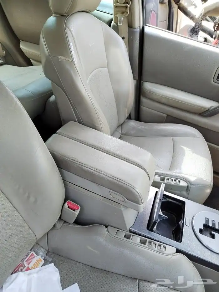 قطع غيار انفنتي fx35 2