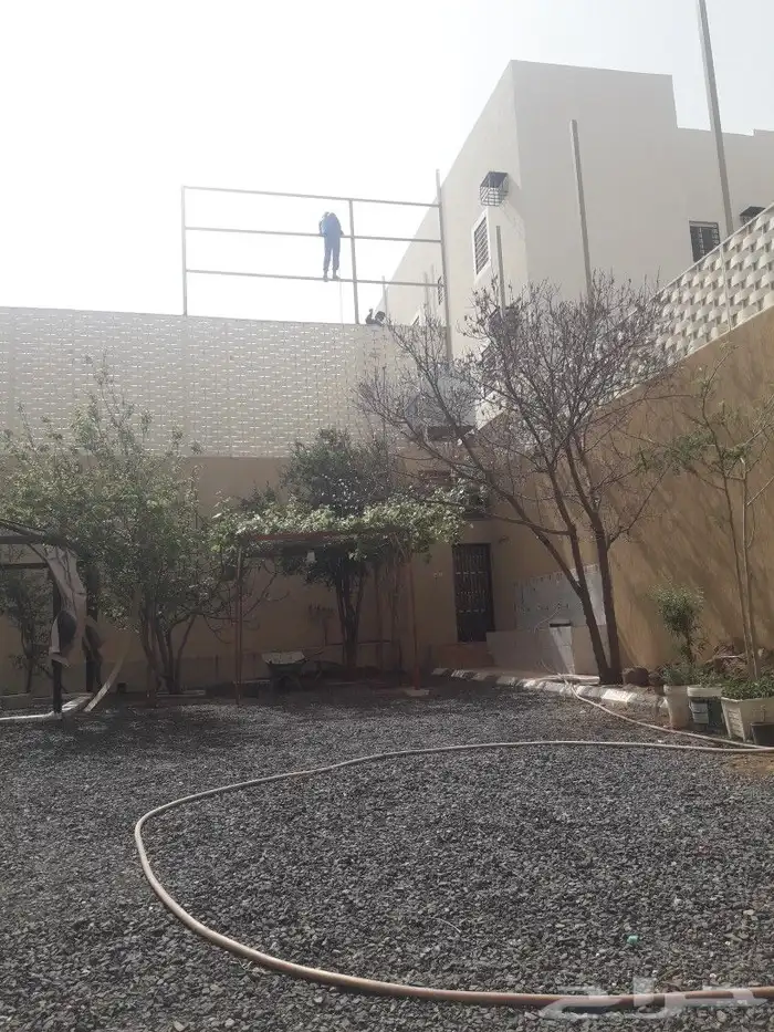 مظلات وسواتر 15