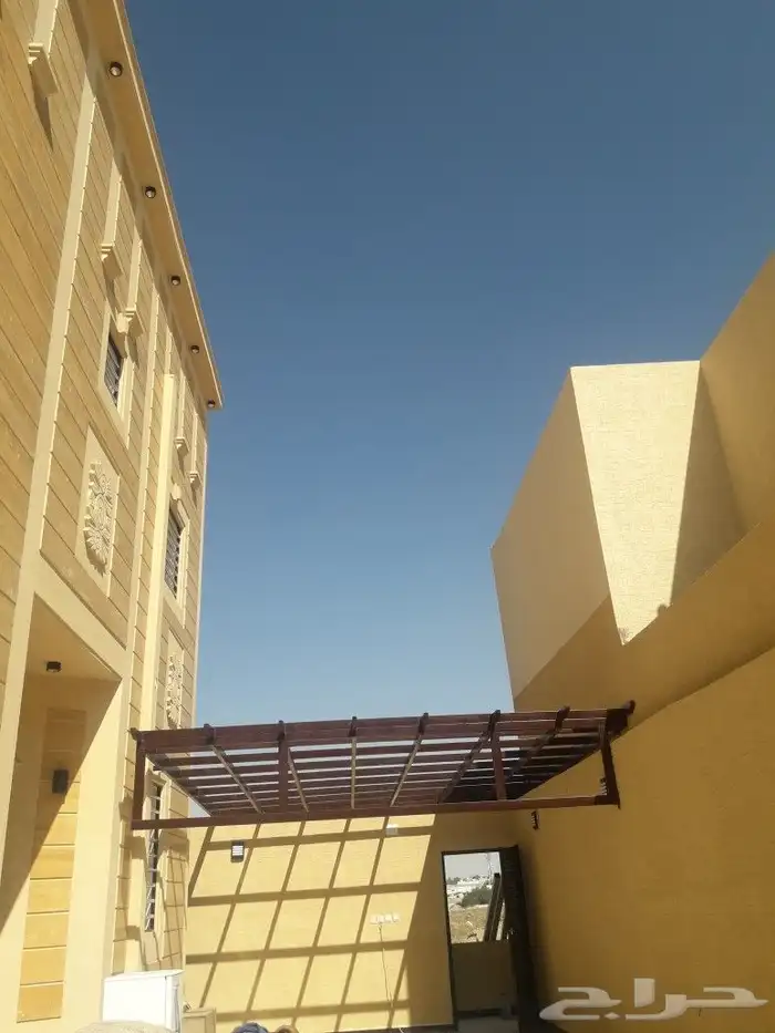 مظلات وسواتر 18